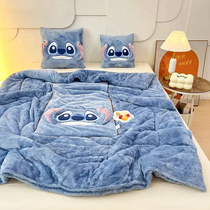 Set med mjuk och mysig filt och kudde - För värme och komfort