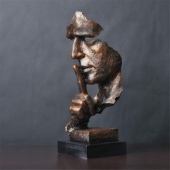 Serenity Sculpt – abstrakt skulptur för lugn eftertanke i din inredning