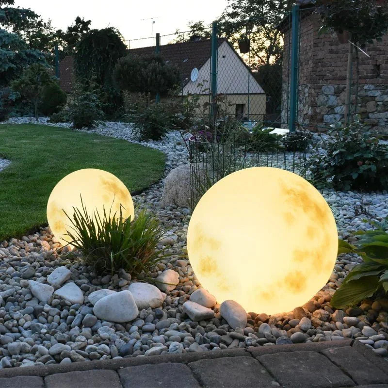 Magisk trädgårdslampa LunaGlow