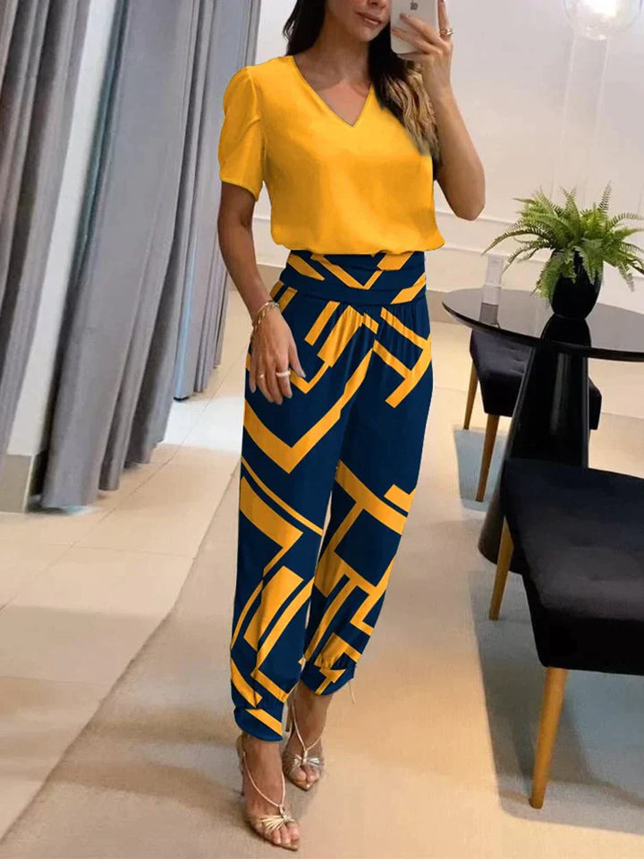 Elegant tvådelat set för kvinnor med modern stil