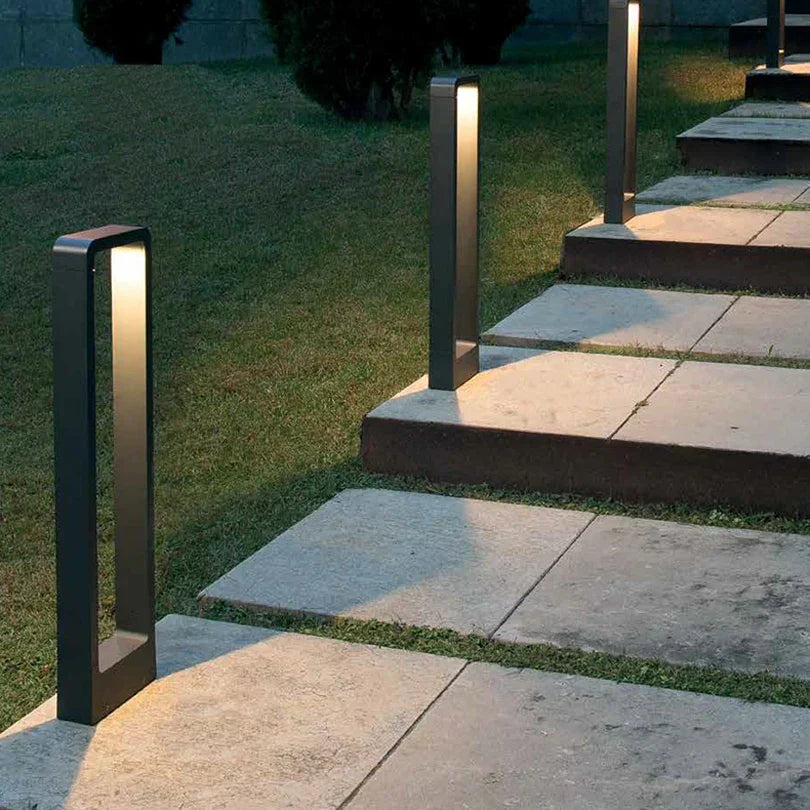 Trädgårdslampa av hög kvalitet med hållbar montering för utomhusbruk