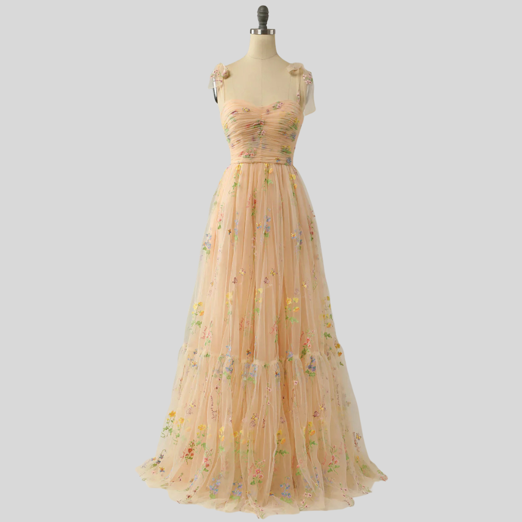 Elegant broderet tyl balkjole