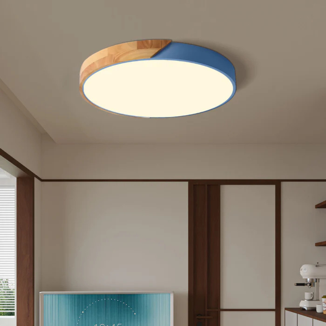 Delos Skandi taklampa i trä | Naturlig LED-designbelysning
