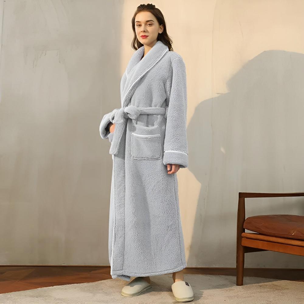 Ylellinen fleece-lämminmukavuus kylpytakki