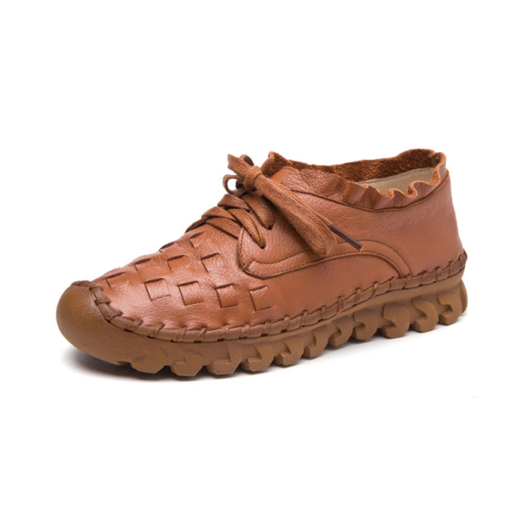 Retro Mori Girl-stil med konstnärlig känsla – handgjorda flats i koskinn