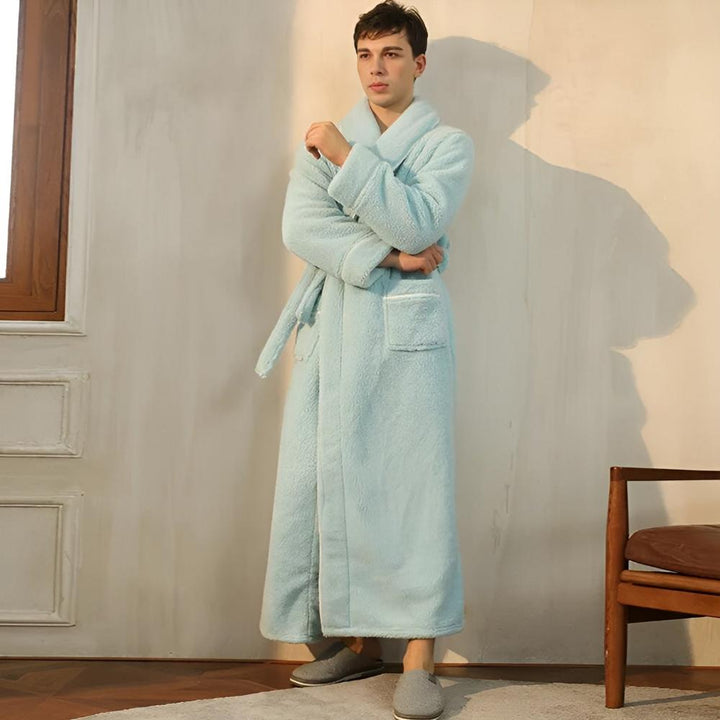 Ylellinen fleece-lämminmukavuus kylpytakki
