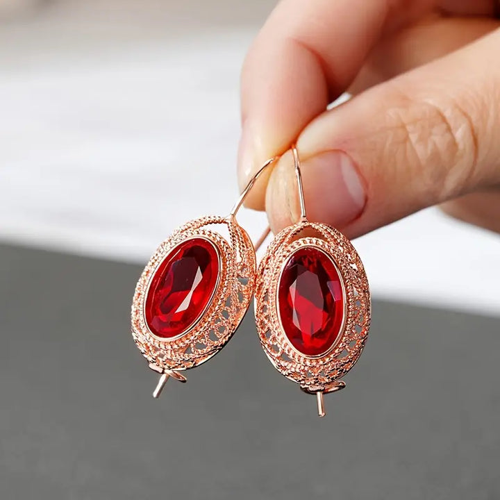 Eleganta örhängen i roséguld med förfinade detaljer