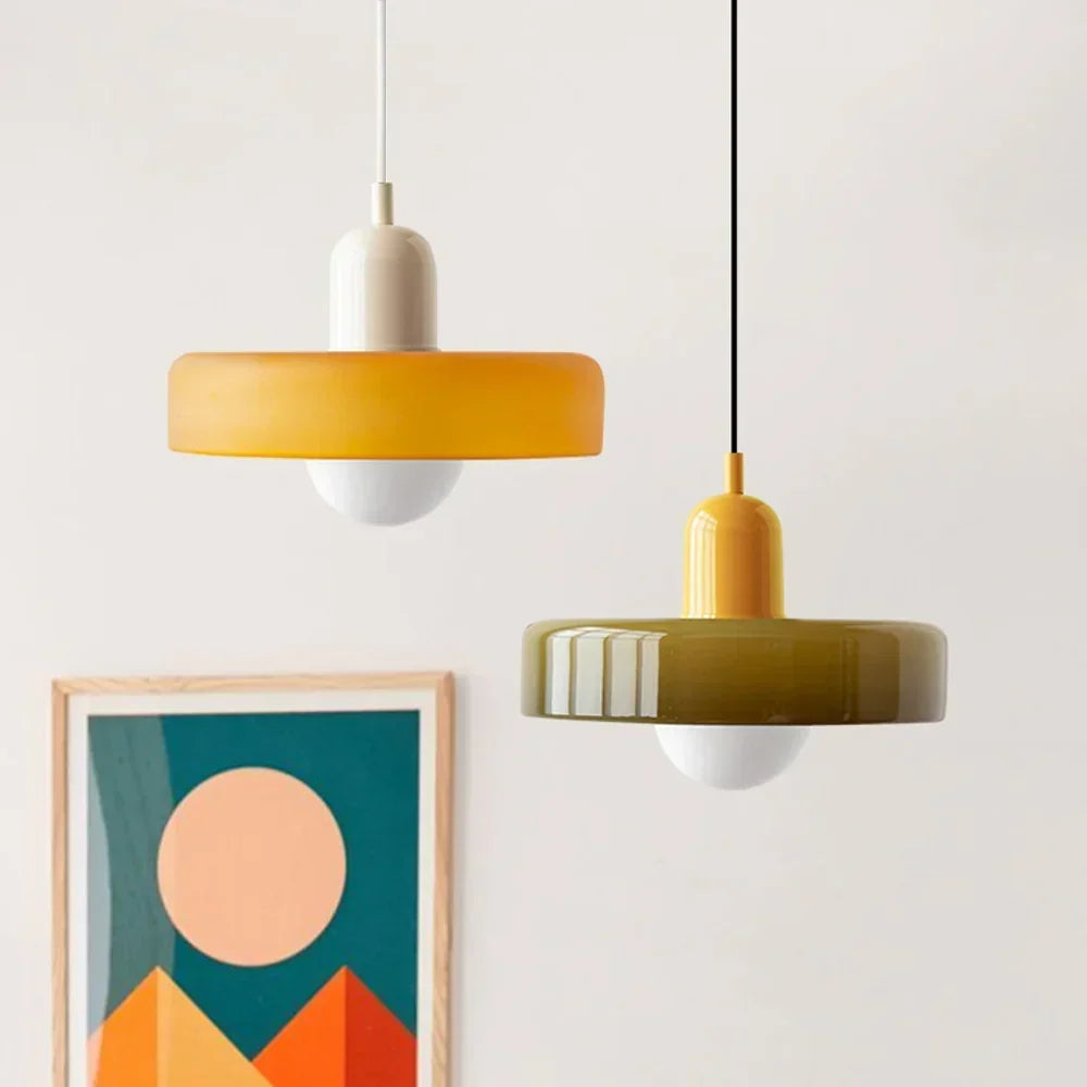 Taklampa i Bauhausstil med blyinfattat glas