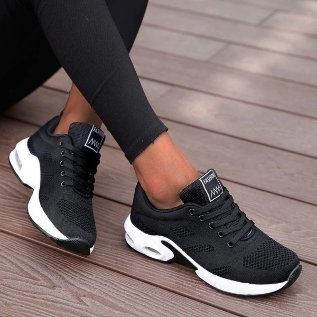 Lätta ortopediska damsneakers med andningsaktivt mesh och dämpad sula