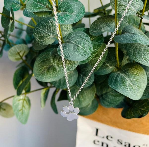 Elegant Tass Halsband i silver – Rostfritt stål