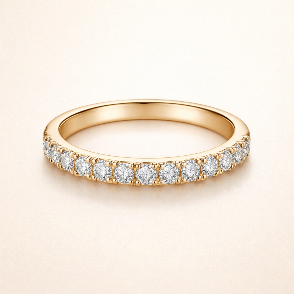 Eterna - Moissanitring i guld