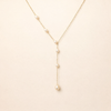 Elegant silverhalsband med vintagehänge