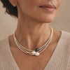 Elegant halsband med naturliga pärlor