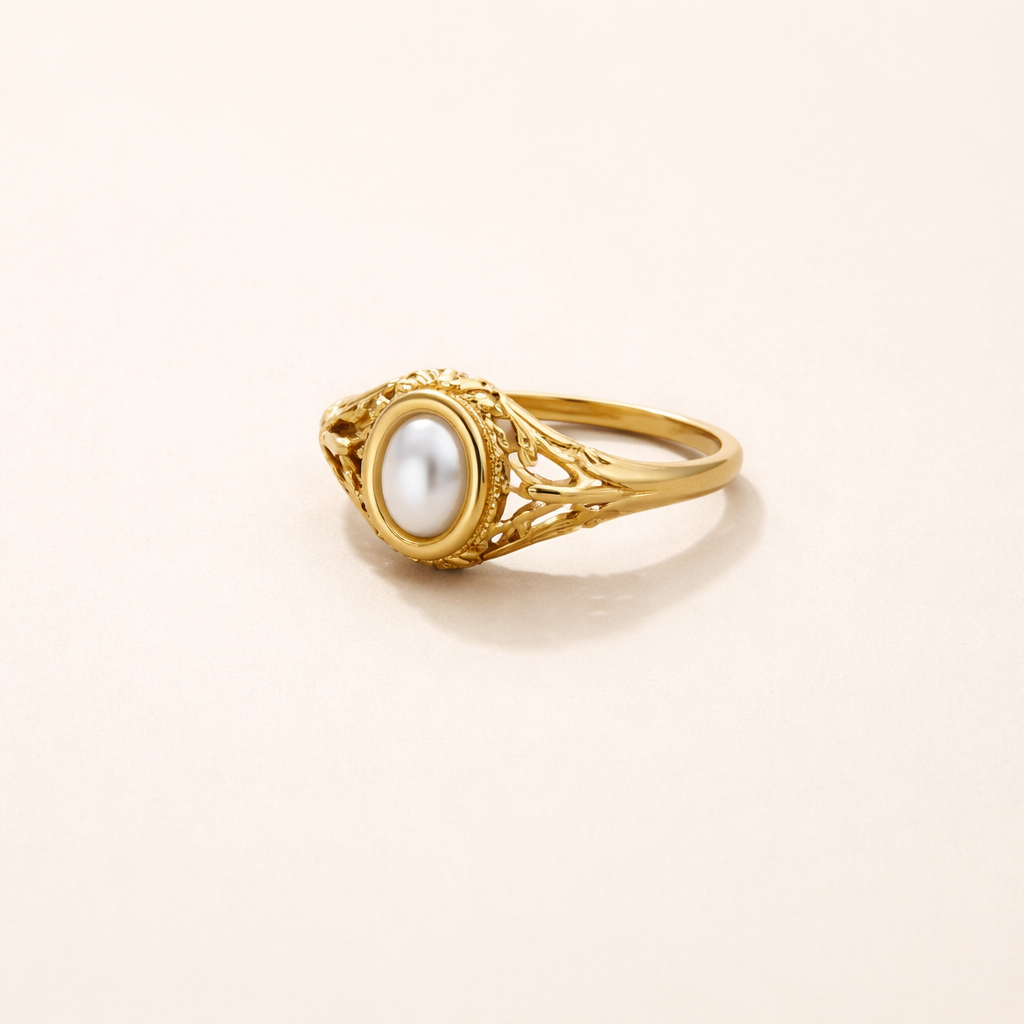 Elegant pärlring i antikt silver
