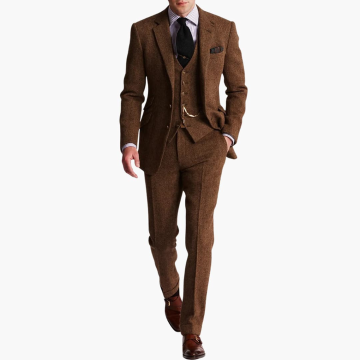 Formelt jakkesæt til mænd med jakke og vest