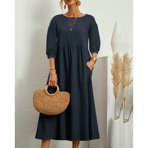 Elegantti kesämekko smock-helmalla ja romanttisilla yksityiskohdilla