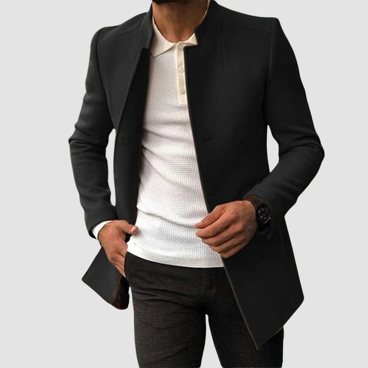 Klassinen pitkä miesten takki Ajaton eleganssi jokaiseen vuodenaikaan