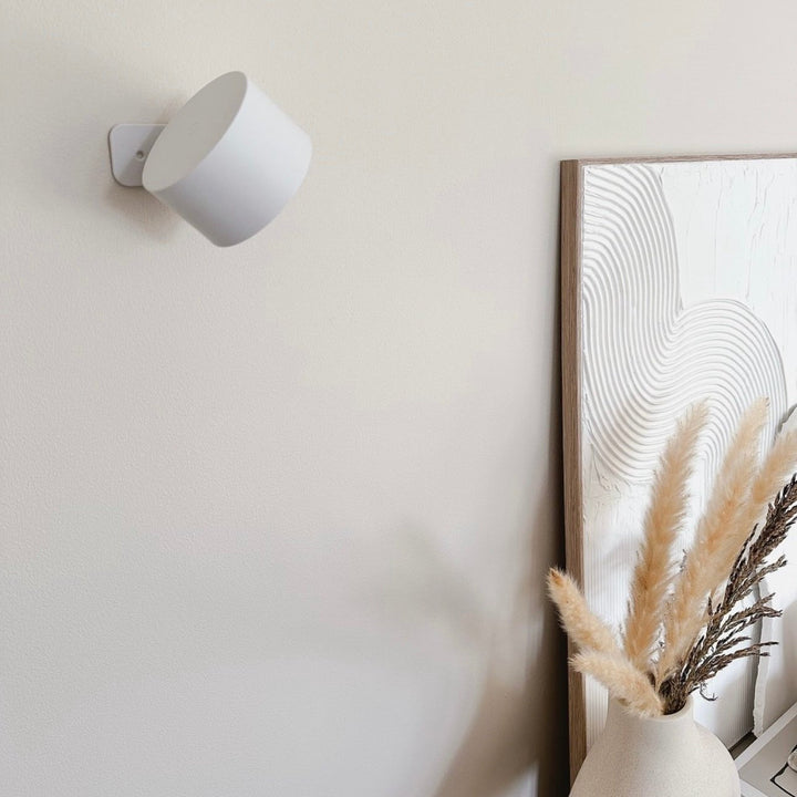 Sladdlös LED-vägglampa med 360° vridbart huvud, pekdimmer, 3 färger