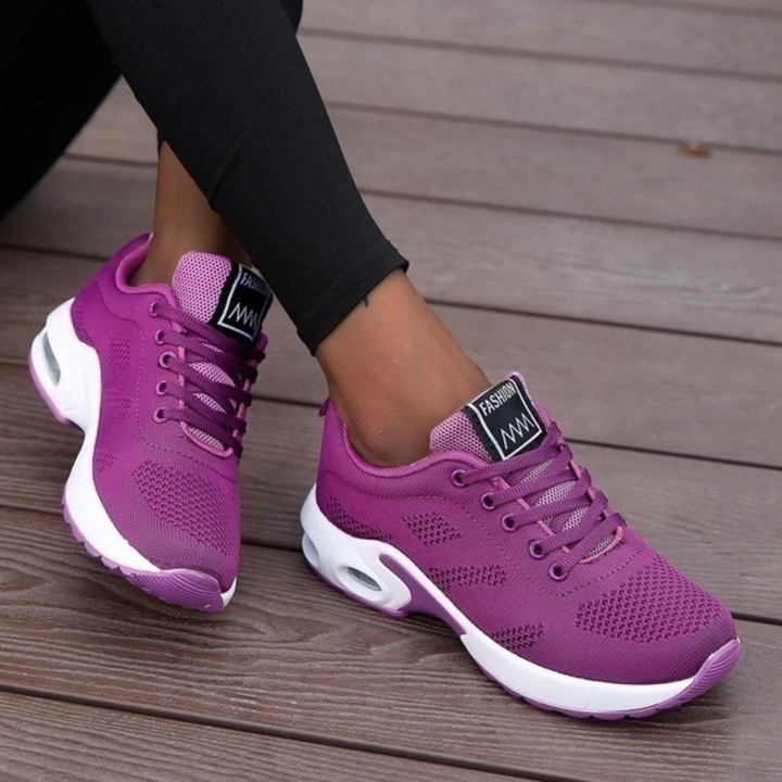 Lätta ortopediska damsneakers med andningsaktivt mesh och dämpad sula