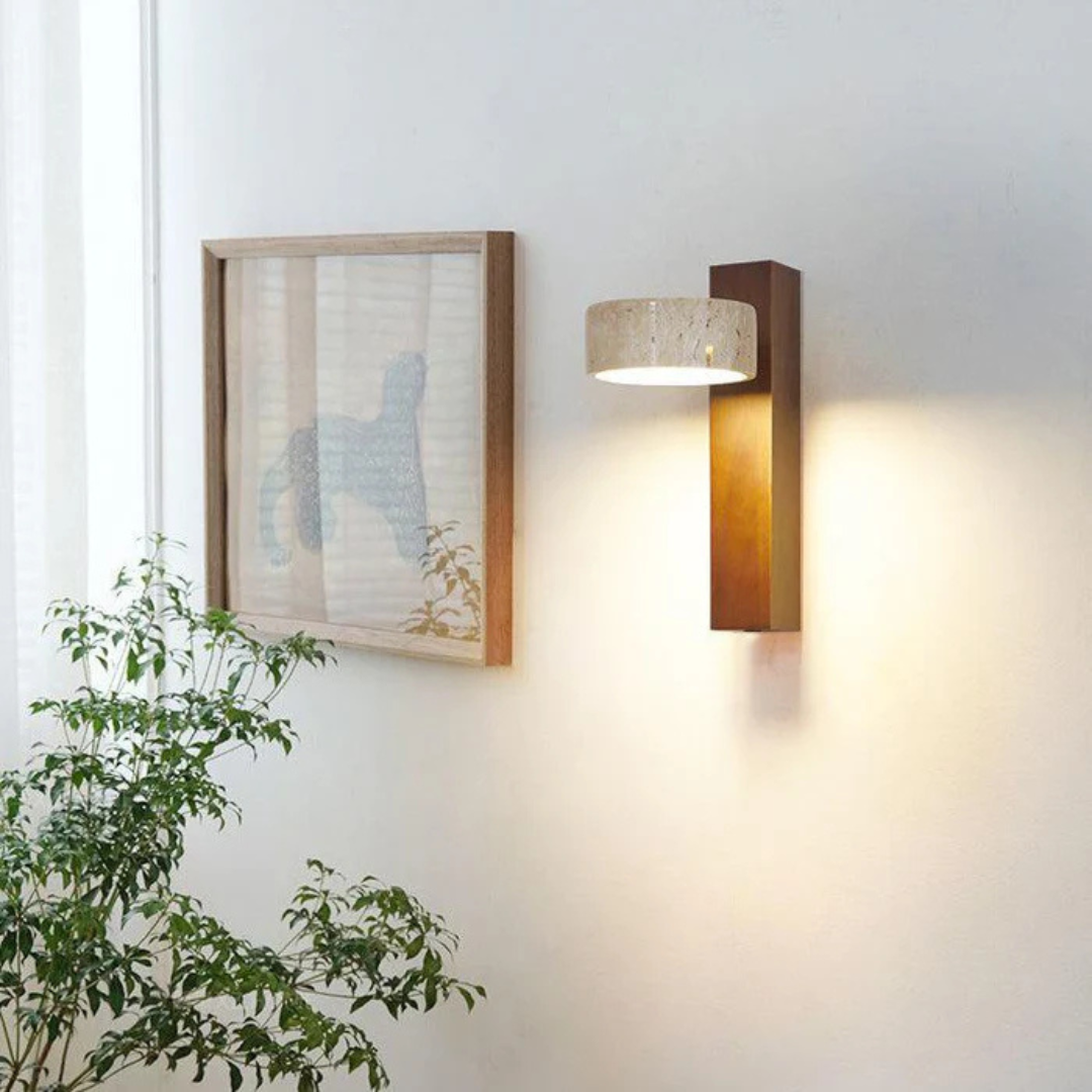 Wabi-sabi LED-vägglampa i travertin och trä med 1 ljuskälla
