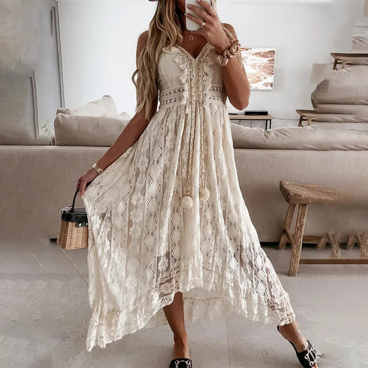 Boho blonderkjole med dusker