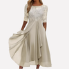 Chiffongkjole for damer med blomstrete blonder