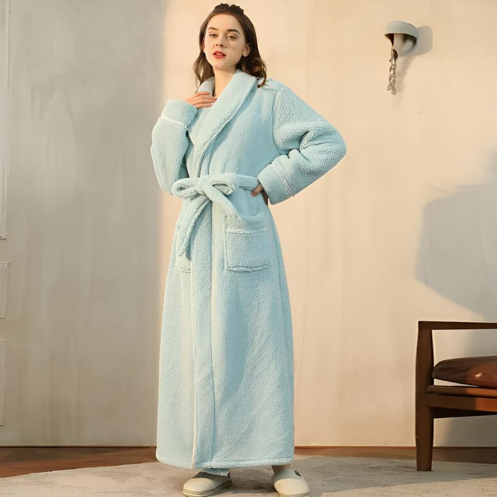 Ylellinen fleece-lämminmukavuus kylpytakki