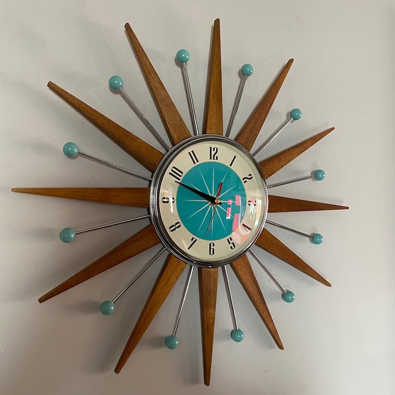 Handgjord väggklocka i mid-century-stil | Retro-väggdekoration, tyst & batteridriven