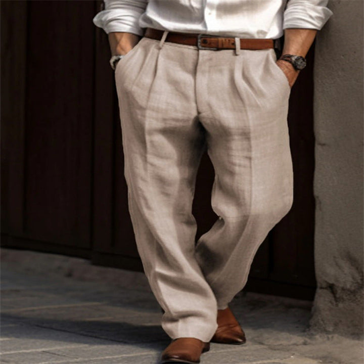 Kevyt kesäverkkohousu miehille ajattomalla tyylillä