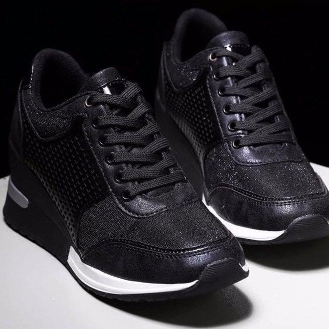 Stilren Sneakers med Sleehak för Damer