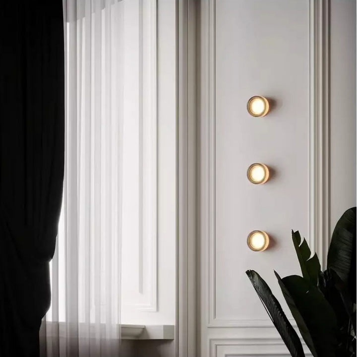 Rund modern vägglampa i glas med LED, 1 ljuskälla