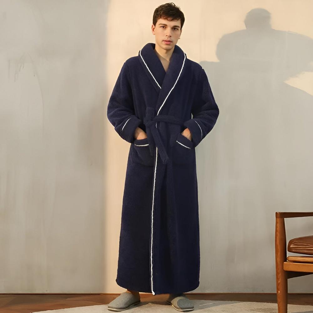 Ylellinen fleece-lämminmukavuus kylpytakki