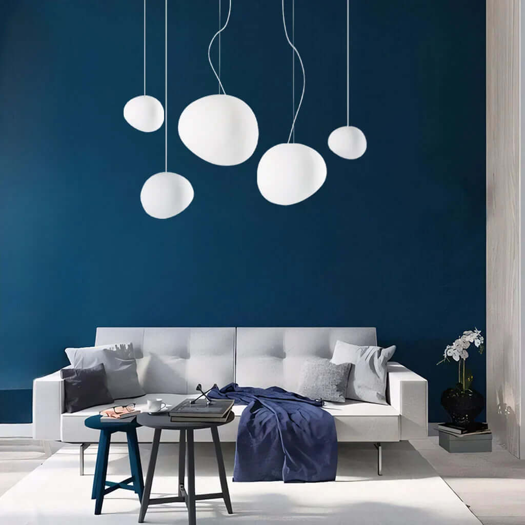 Taklampa i vit sten - Modern och minimalistisk