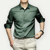 Stryk- och skrynkelfri herrskjorta i modern slim fit
