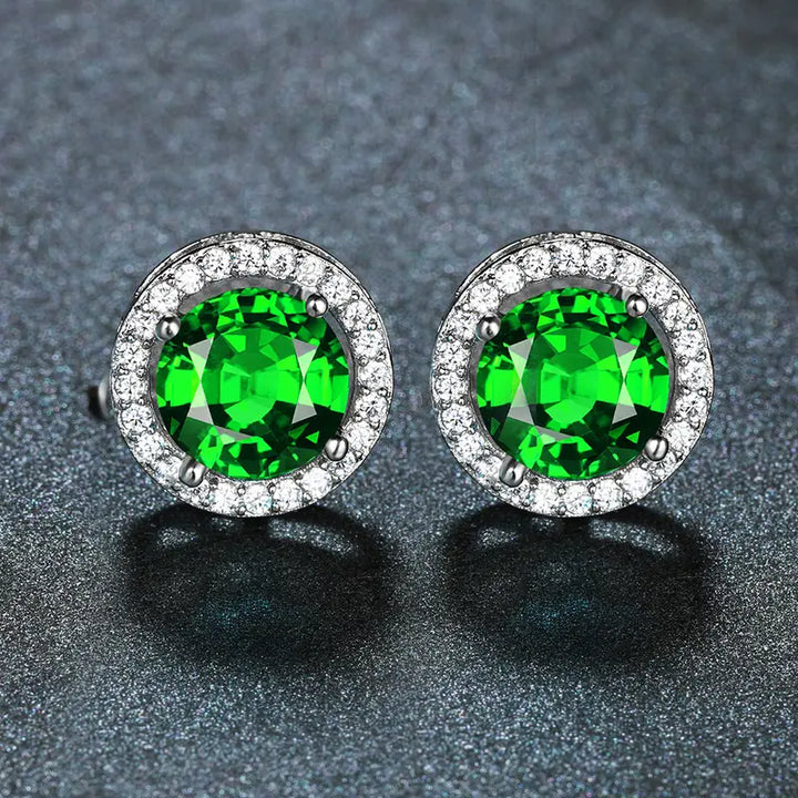 Eleganta örhängen i vitguld med diskret zirkonia
