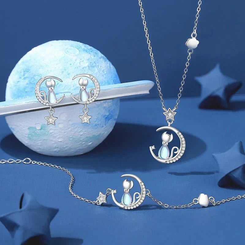 Måne & Stjärna Kattörhängen i sterlingsilver Med zirkonia
