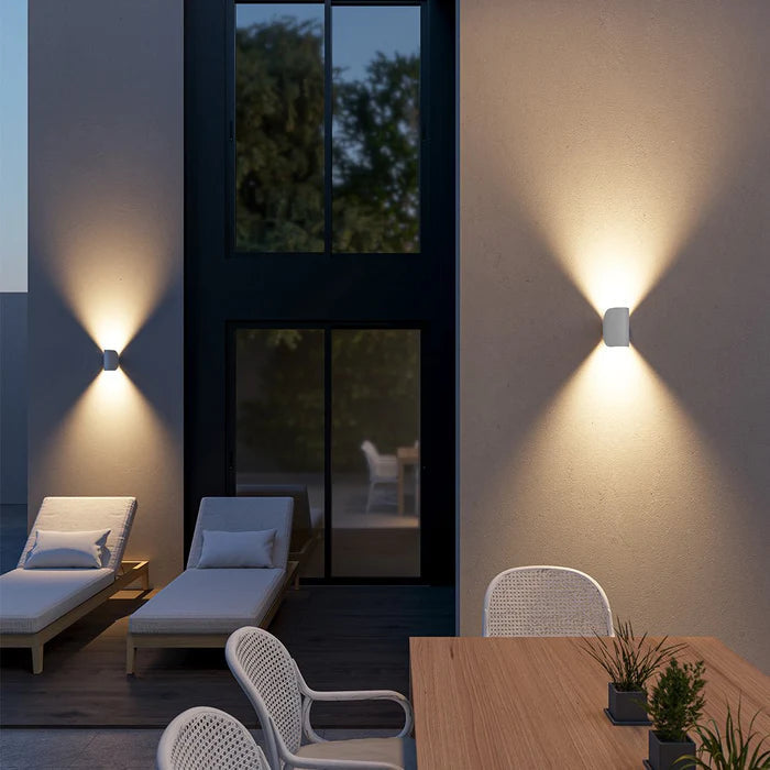 Justerbar LED-vägglampa upp/ner – varmt stämningsljus, modern design