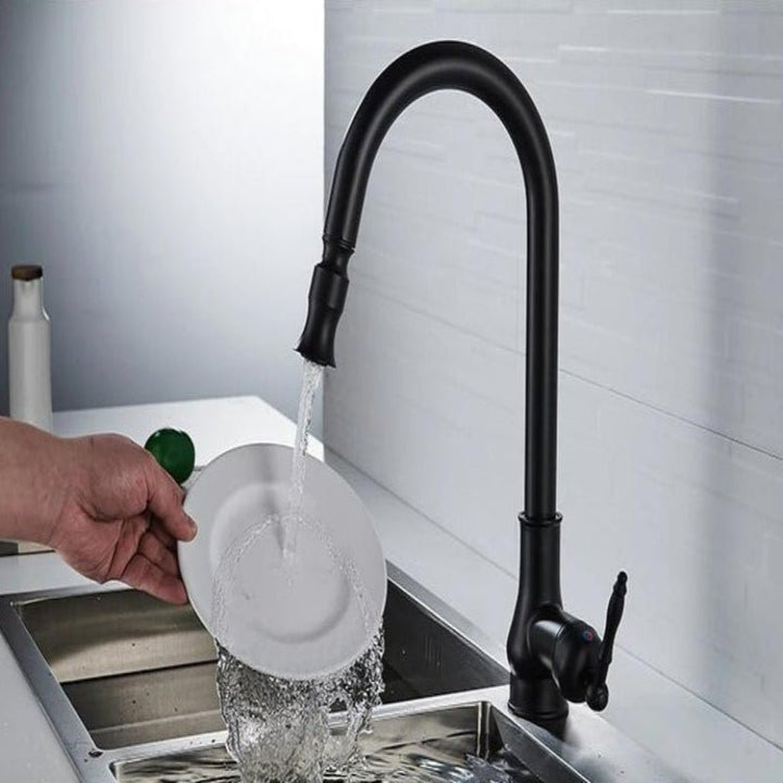 SMARTSPOUT – köksblandare med utdragbar funktion i antik brons och touchsensor
