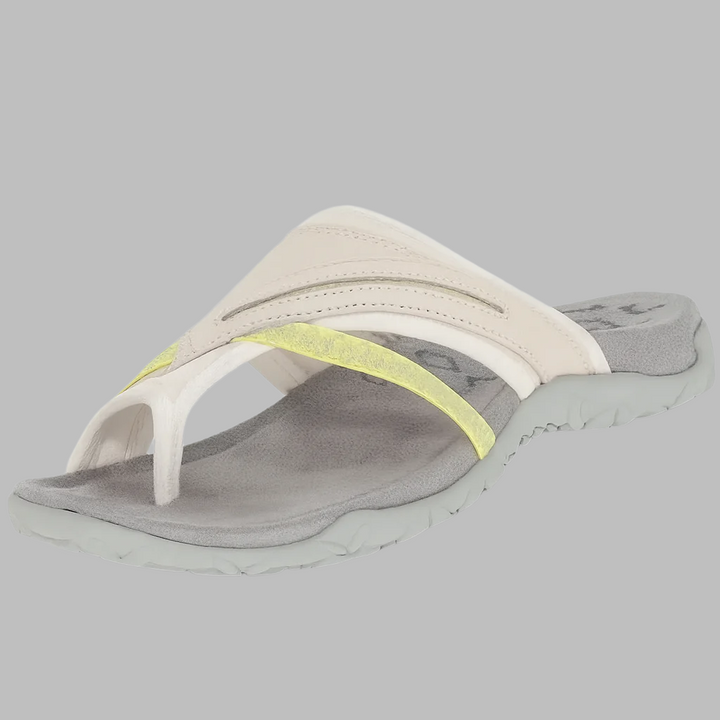 Komfortable sandaler med krydsede remme