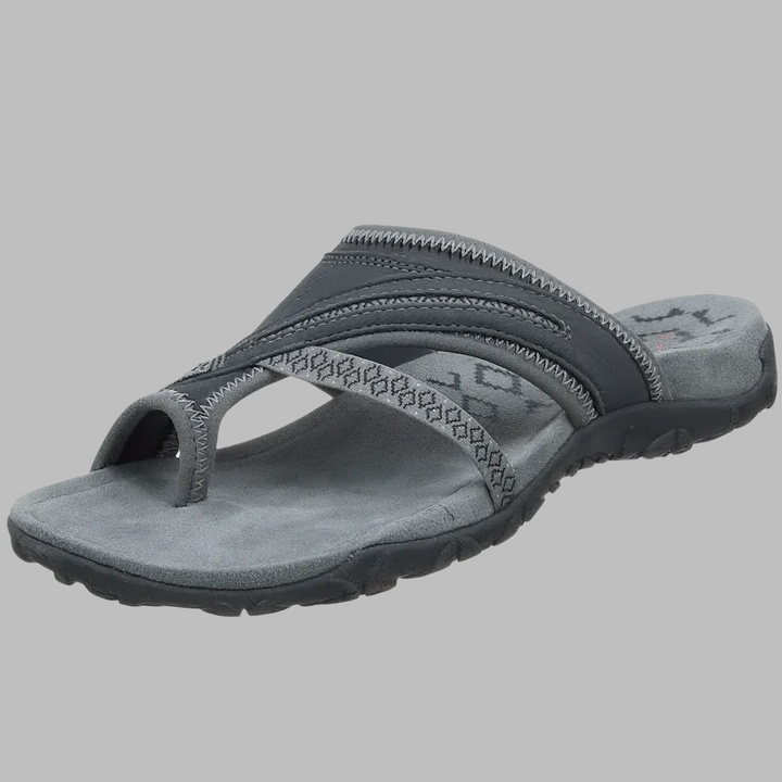 Komfortable sandaler med krydsede remme