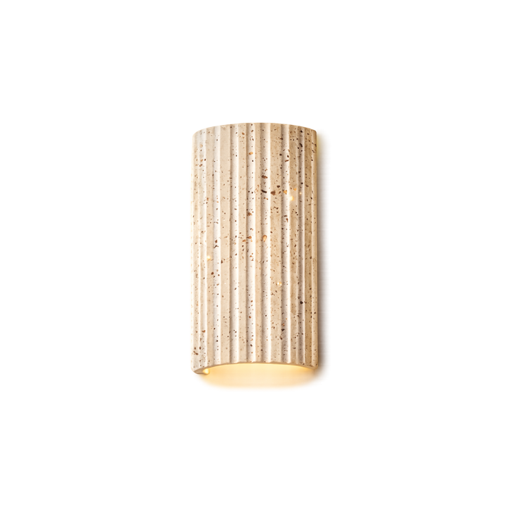 Vägglampa i natursten