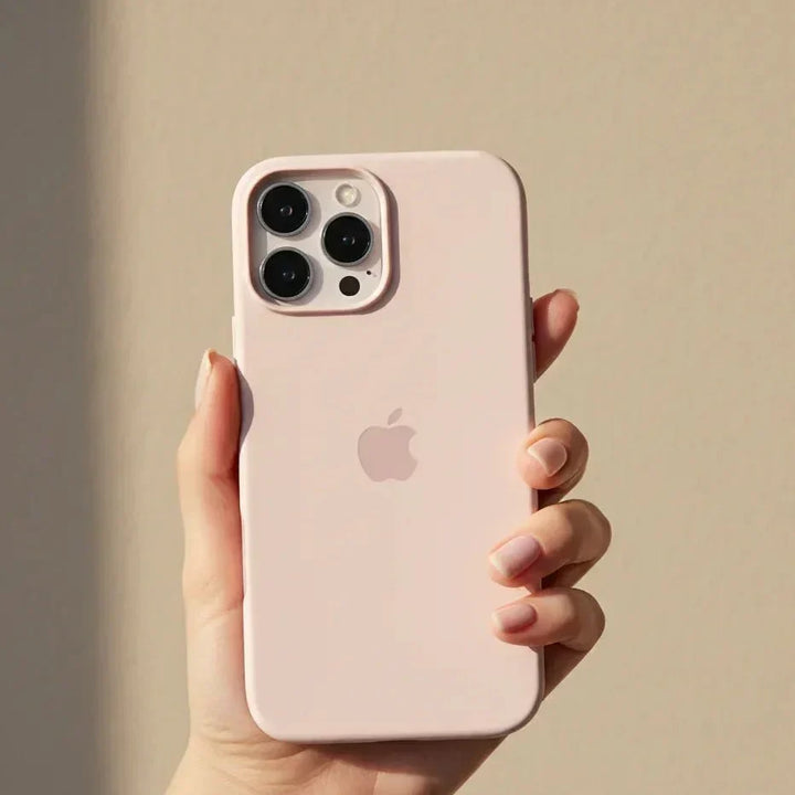 MAGNESOFT LUXE – Magnetiskt Silikonskal med Soft-Touch-Yta för iPhone