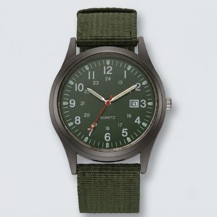 Militärklocka med nylonarmband – vattentät, stöttålig, med självlysande visare