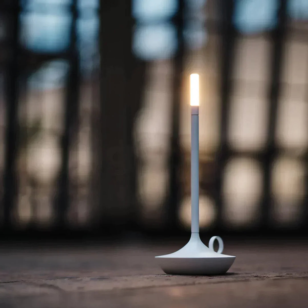 Dimbar LED-ljuslampa LumaGlow – Elegant och sladdlös med lång batteritid