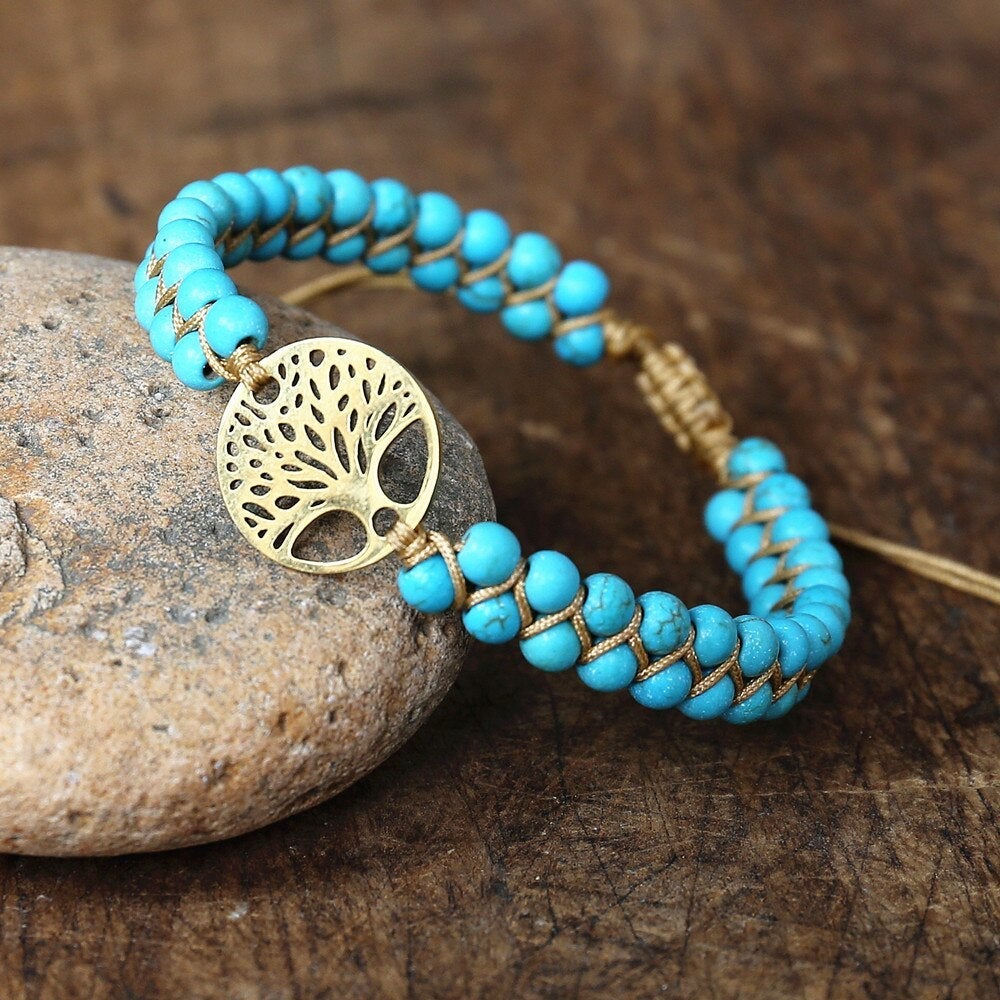 Minimalistiskt armband i silver med liten turkos sten