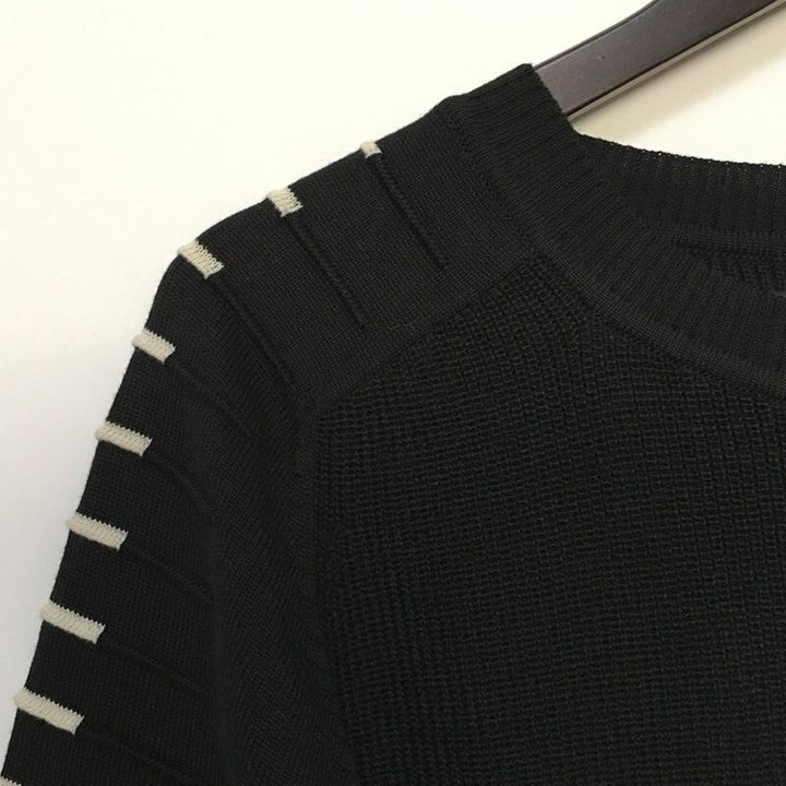 Stickad herrtröja med randdetaljer – Lukas Höstutgåva