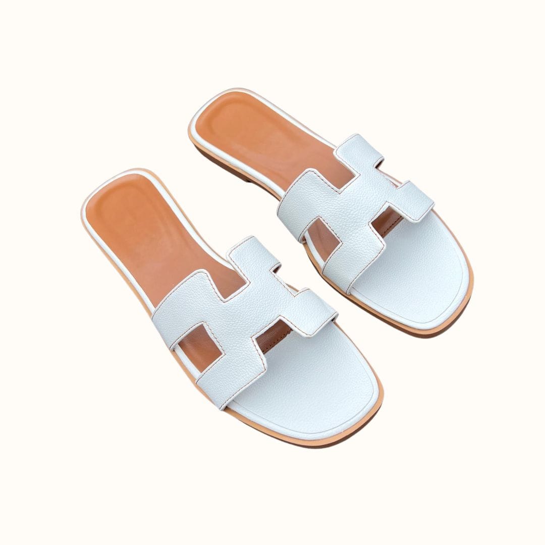 Damsandaler med H-profil i vegankläder - bekväma och eleganta