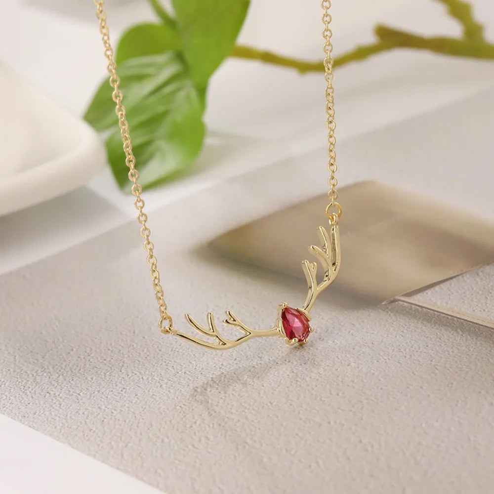 Hjorthorn Halsband med Delikat Hjärtberlock