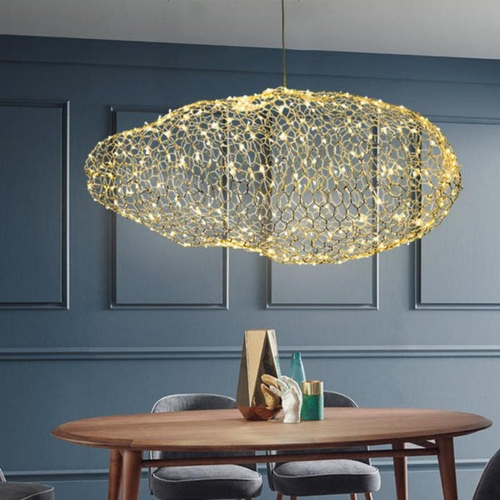 Handgjord Molnlampa i Järn med Stjärnformade LED-Punkter för Art Deco-Interiörer