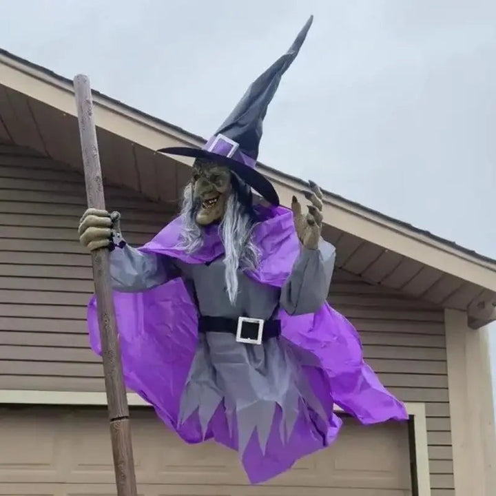 SpookFlight Flygande Häxa – Rörlig Halloweendekoration med Ljus och Ljud